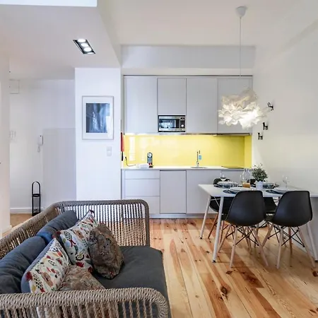 Fernandes Tomas 424 By Lovelystay Apartment