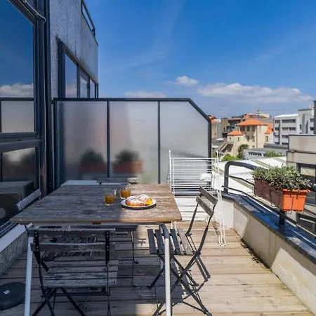 Fernandes Tomas 424 By Lovelystay