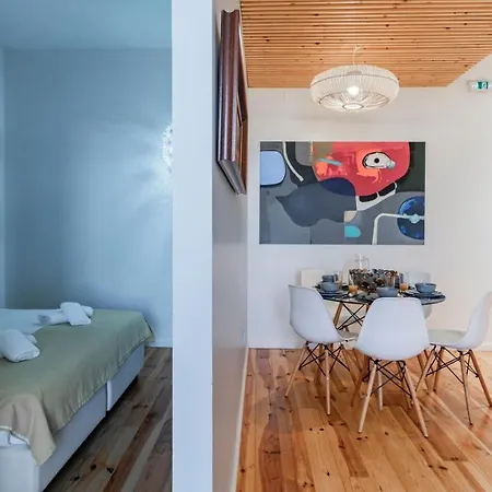 Fernandes Tomas 424 By Lovelystay * Porto