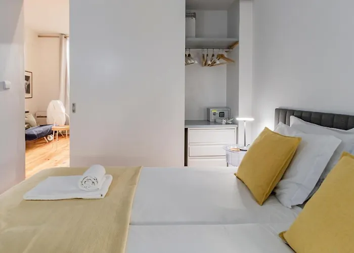 Fernandes Tomas 424 By Lovelystay * Porto