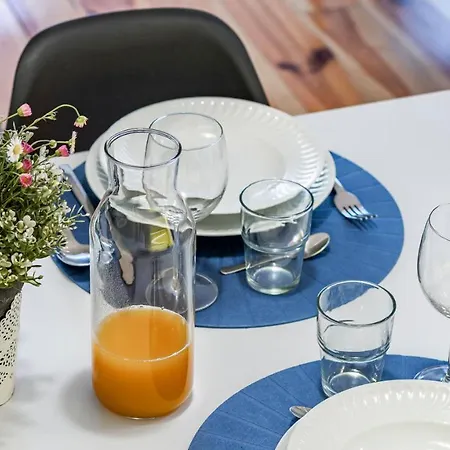 Fernandes Tomas 424 By Lovelystay