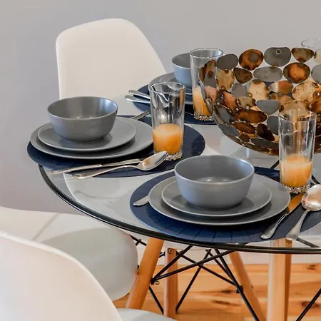 Fernandes Tomás 424 By Lovelystay