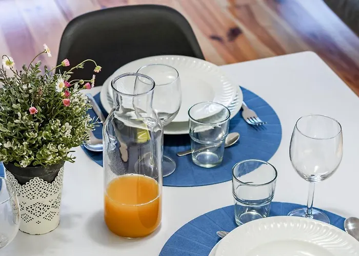 Fernandes Tomás 424 By Lovelystay